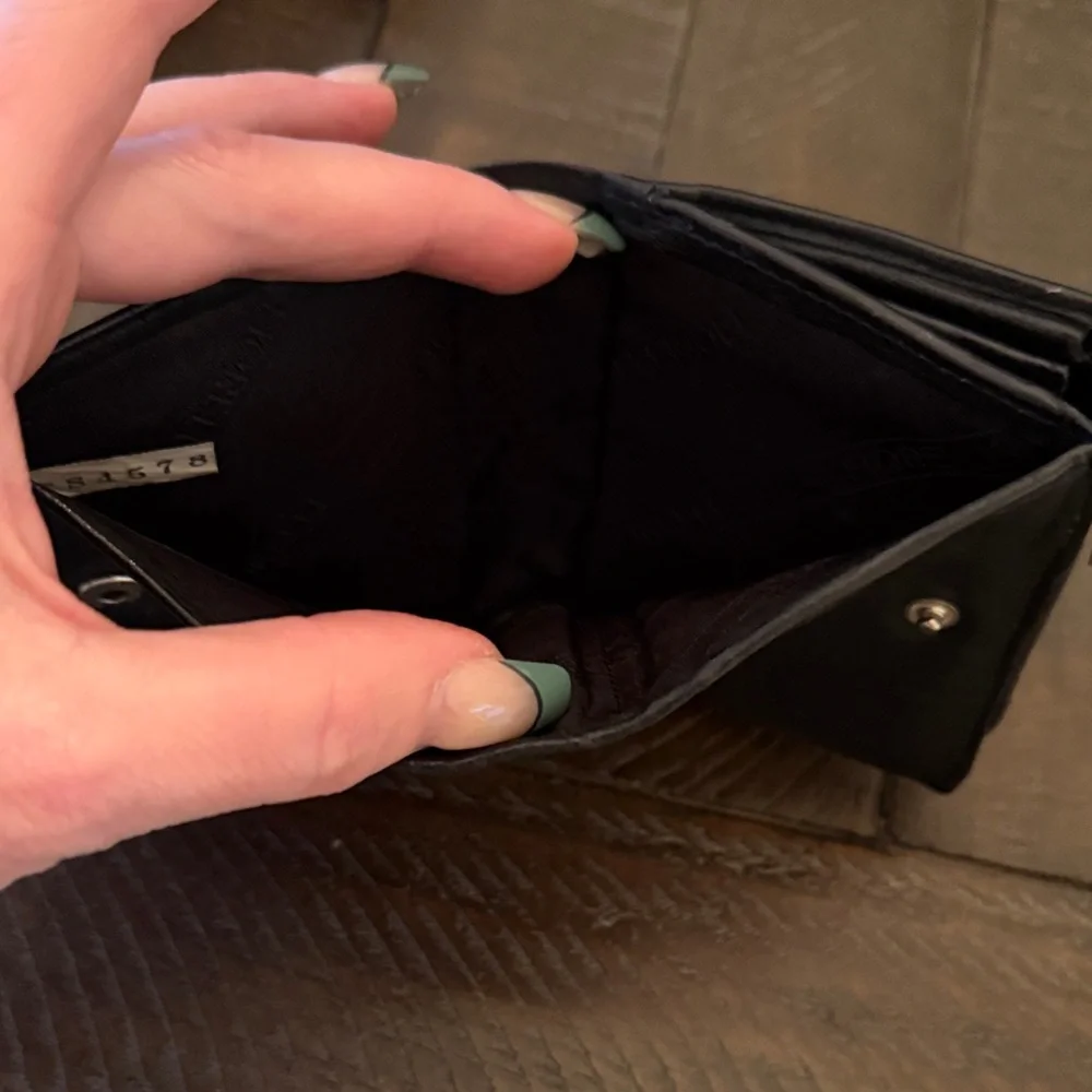 Fiorelli Men's Black Zip Wallet